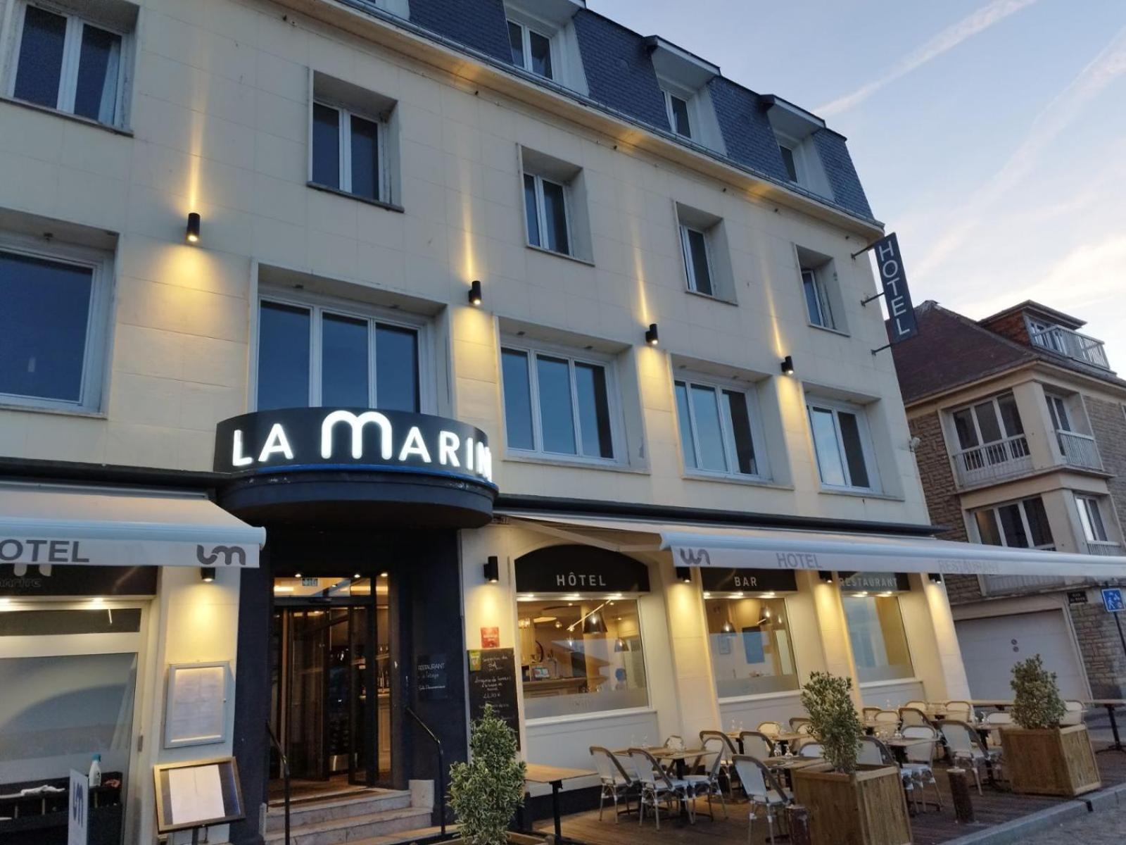 Le Grand Hotel De La Marine "Face A La Mer" Port-en-Bessin-Huppain Eksteriør billede